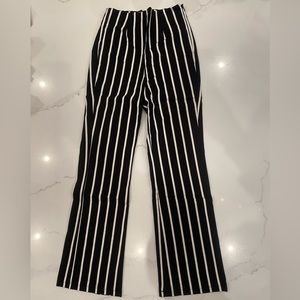 FOREVER 21 striped pants